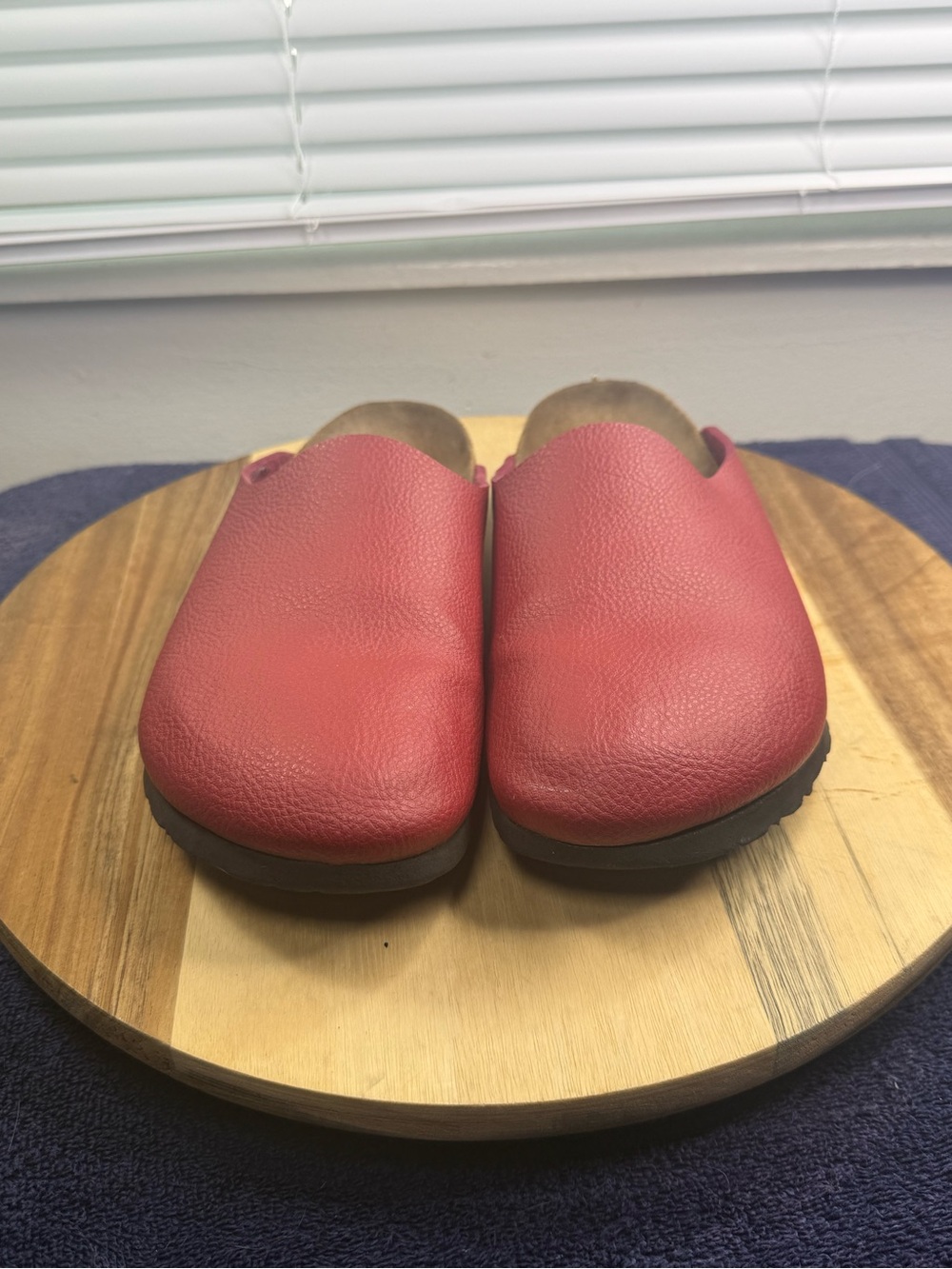 Birkenstocks (Women’s 9 Men’s 7) - Picture 2 of 8